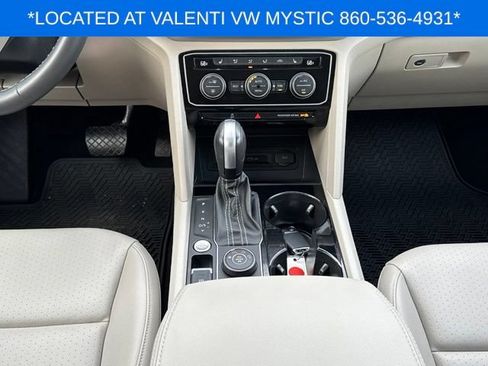 Used 2023 Volkswagen Atlas SE w/ Panoramic Sunroof Package AWD/4WD image 16