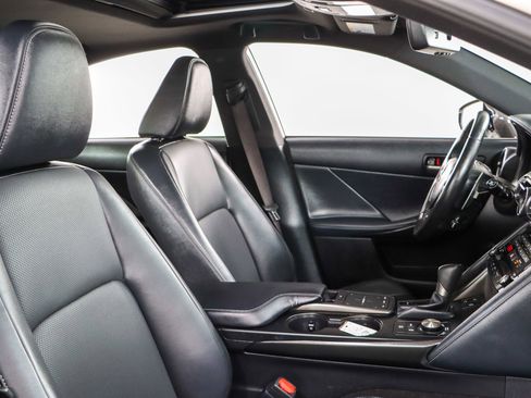 Used 2023 Lexus IS 300 w/ Premium Package image 27