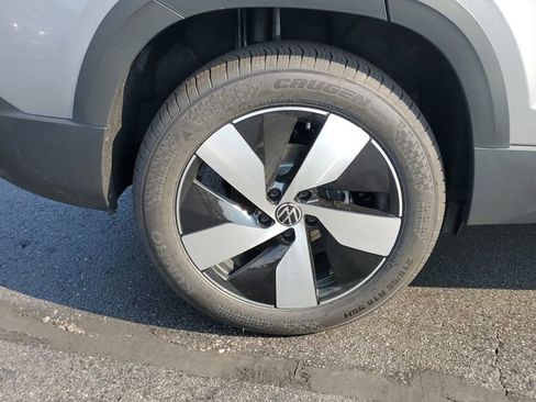 New 2025 Volkswagen Taos S image 5