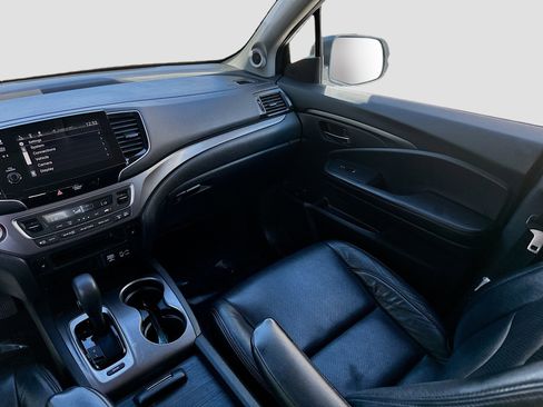 Used 2020 Honda Pilot EX image 21