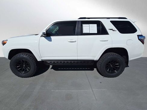 Used 2024 Toyota 4Runner TRD Off-Road Premium w/ Off Road Premium Plus Package AWD/4WD image 6
