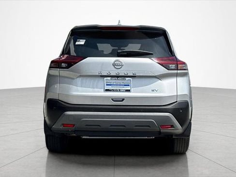 Used 2023 Nissan Rogue SV image 4