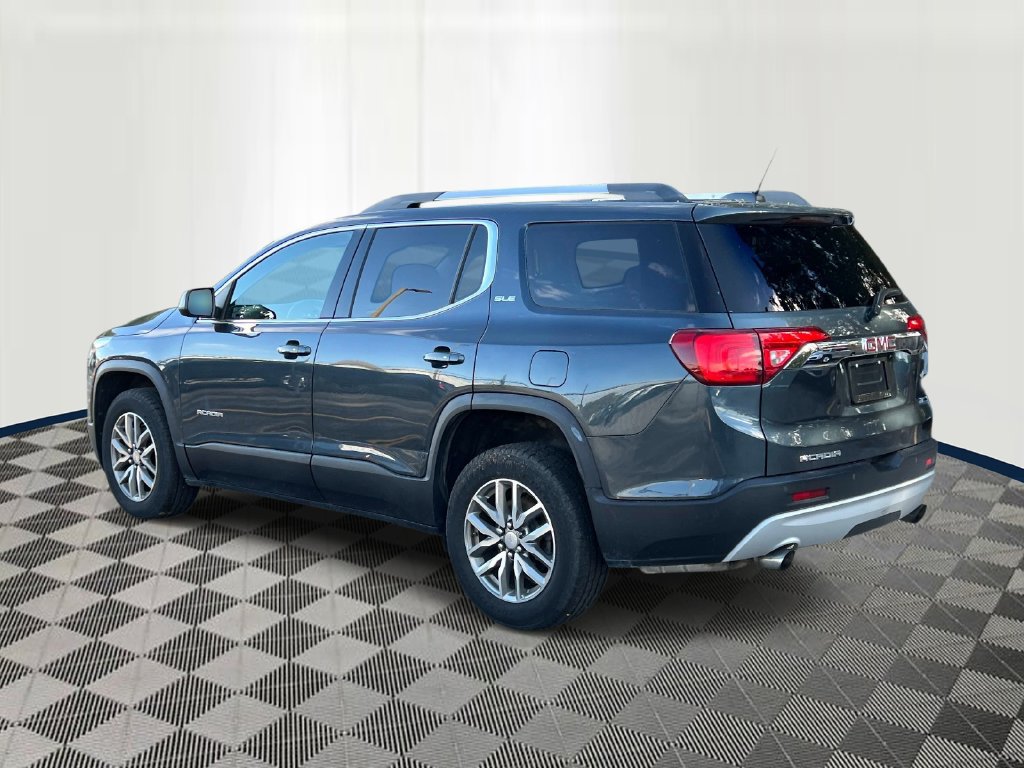 Used 2019 GMC Acadia SLE w/ Driver Alert Package I FWD image 3