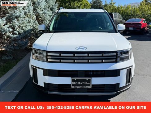 Used 2025 Hyundai Santa Fe SEL image 2