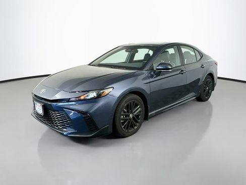 Used 2026 Toyota Camry SE w/ Convenience Package AWD/4WD image 2