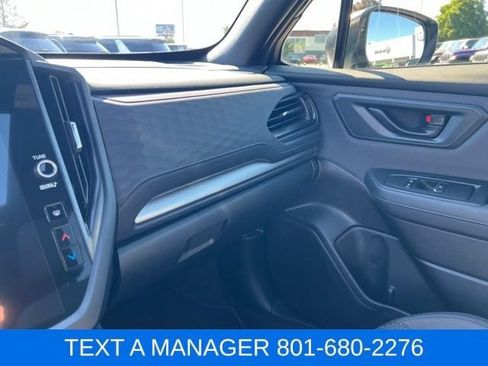 Used 2025 Subaru Forester Premium w/ Convenience Package #2 AWD/4WD image 18