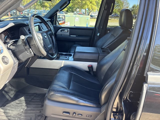 Used 2015 Ford Expedition EL XLT w/ Equipment Group 202A AWD/4WD image 19