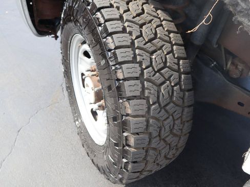 Used 2015 Ford F250 XL w/ Power Equipment Group AWD/4WD image 16