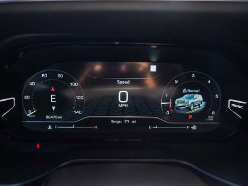 Used 2022 GMC Yukon XL Denali w/ Denali Premium Package RWD image 25