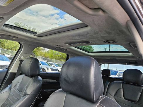 Used 2023 Kia Telluride SX Prestige image 17