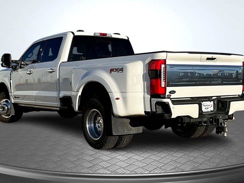 Used 2023 Ford F350 Platinum w/ FX4 Off-Road Package image 13