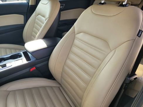 Certified 2021 Ford Edge SEL w/ Cargo Accessory Package image 11