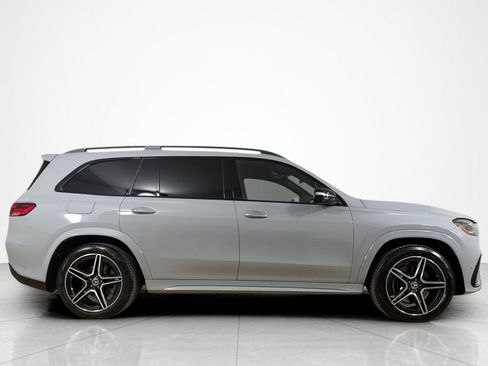 Used 2024 Mercedes-Benz GLS 450 4MATIC image 6