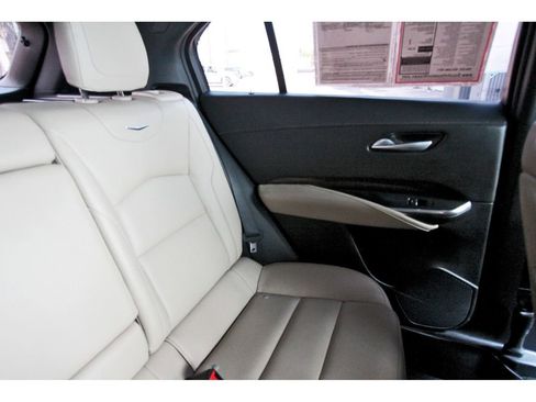 Certified 2025 Cadillac XT4 Premium Luxury image 10