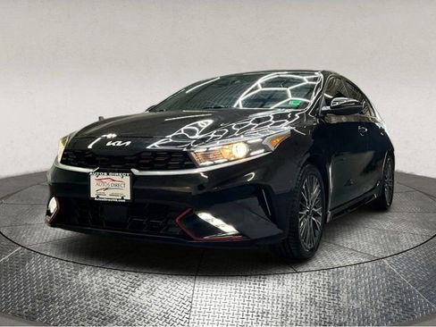 Used 2022 Kia Forte GT-Line w/ GT-Line Premium Package image 4