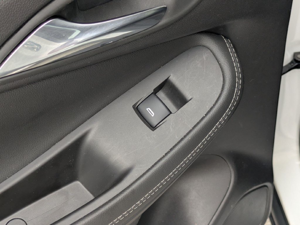 Used 2023 Buick Encore GX Preferred FWD image 28