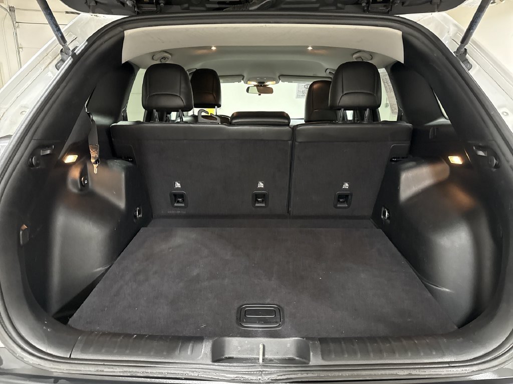 Used 2020 Jeep Cherokee Latitude Plus AWD/4WD image 23
