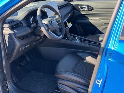 New 2026 Jeep Compass Latitude AWD/4WD image 10