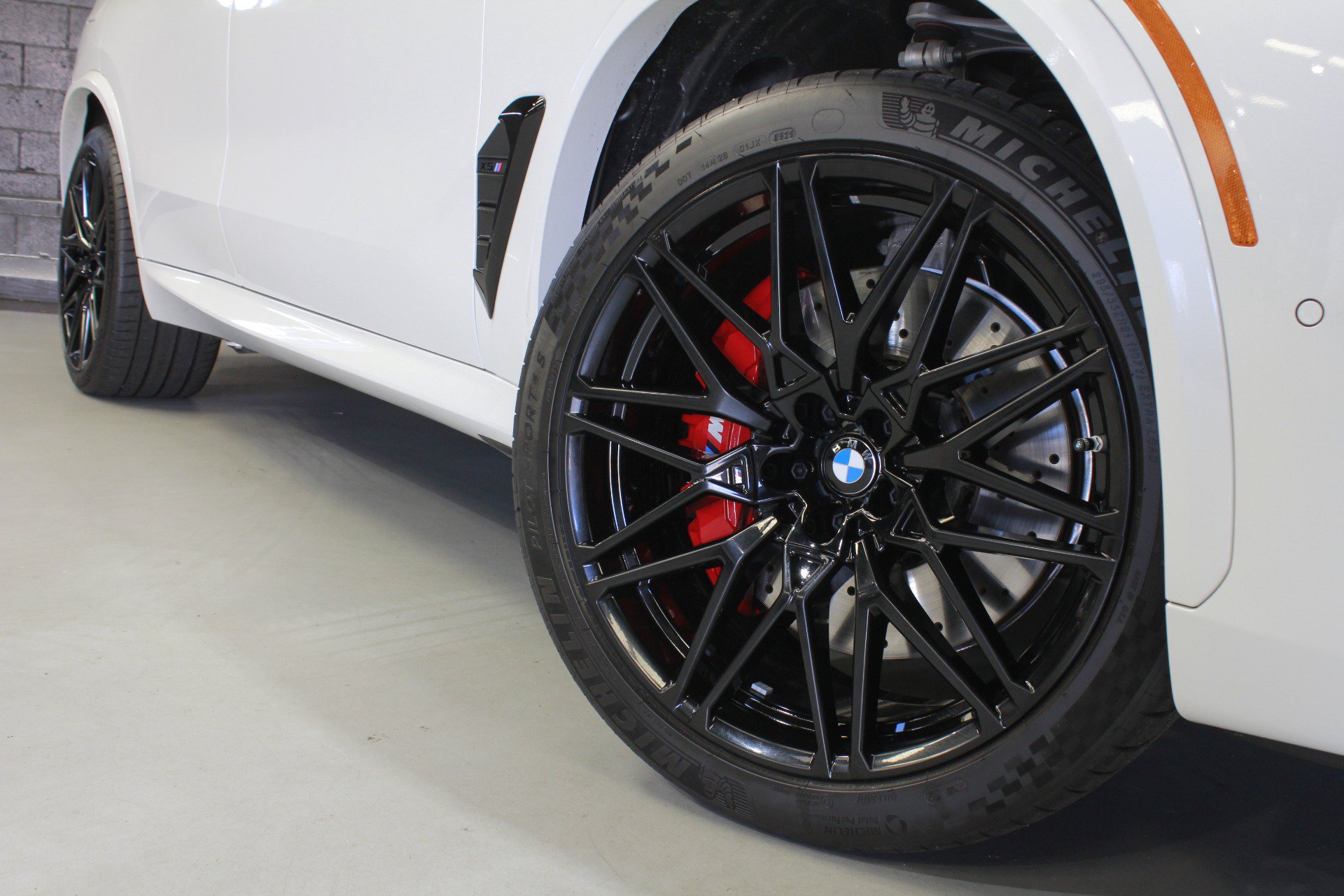 Used 2026 BMW X5 M Competition w/ Executive Package AWD/4WD image 20