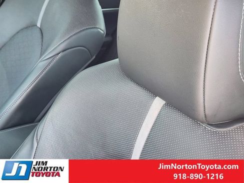 Used 2023 Toyota Camry XSE w/ Navigation Package FWD image 16
