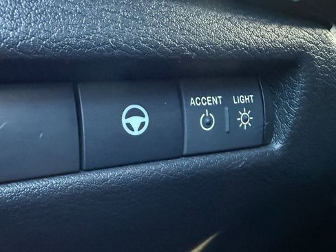 New 2026 Nissan Kicks SR w/ Illumination Package image 23