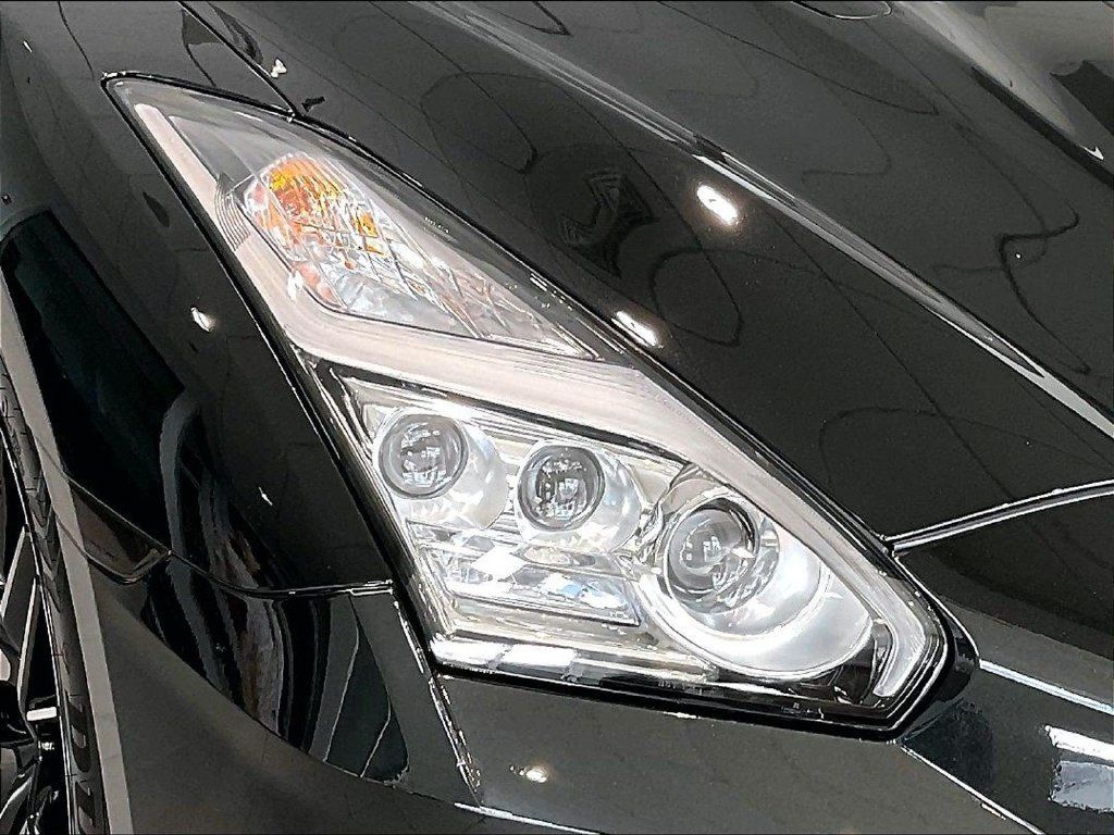 Used 2024 Nissan GT-R Premium w/ Premium Interior Package AWD/4WD image 31