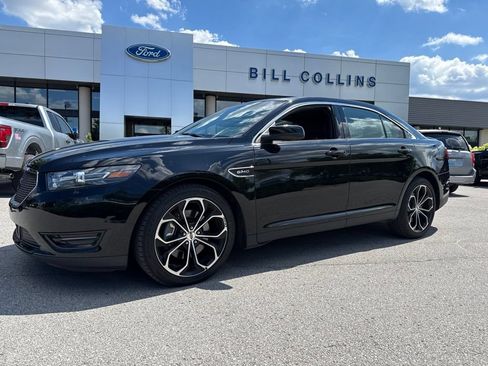 Used 2017 Ford Taurus SHO w/ Driver Assist Package AWD/4WD image 6
