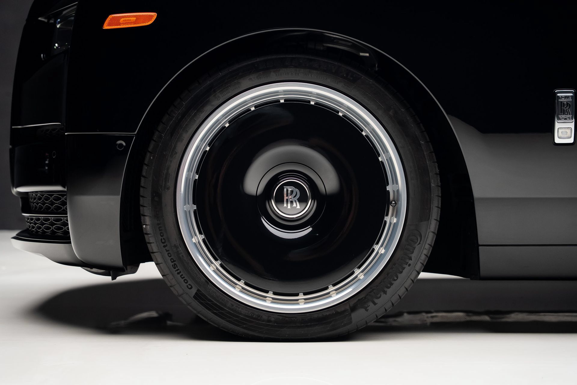 Used 2024 Rolls-Royce Phantom Extended Wheelbase RWD image 20