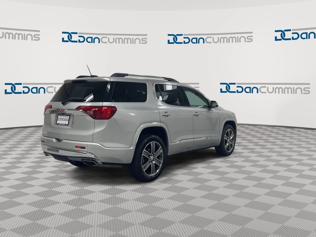 Used 2019 GMC Acadia Denali w/ Technology Package FWD image 8