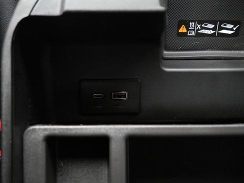 Used 2025 Chevrolet Silverado 2500 LTZ w/ LTZ Premium Package image 27