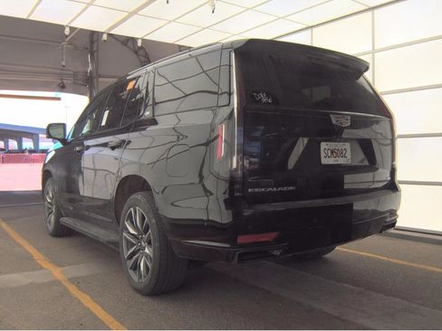 Used 2023 Cadillac Escalade Sport image 15