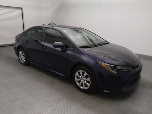 Used 2020 Toyota Corolla LE image 11