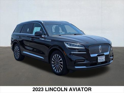 Certified 2023 Lincoln Aviator Reserve w/ Equipment Group 201A AWD/4WD image 7