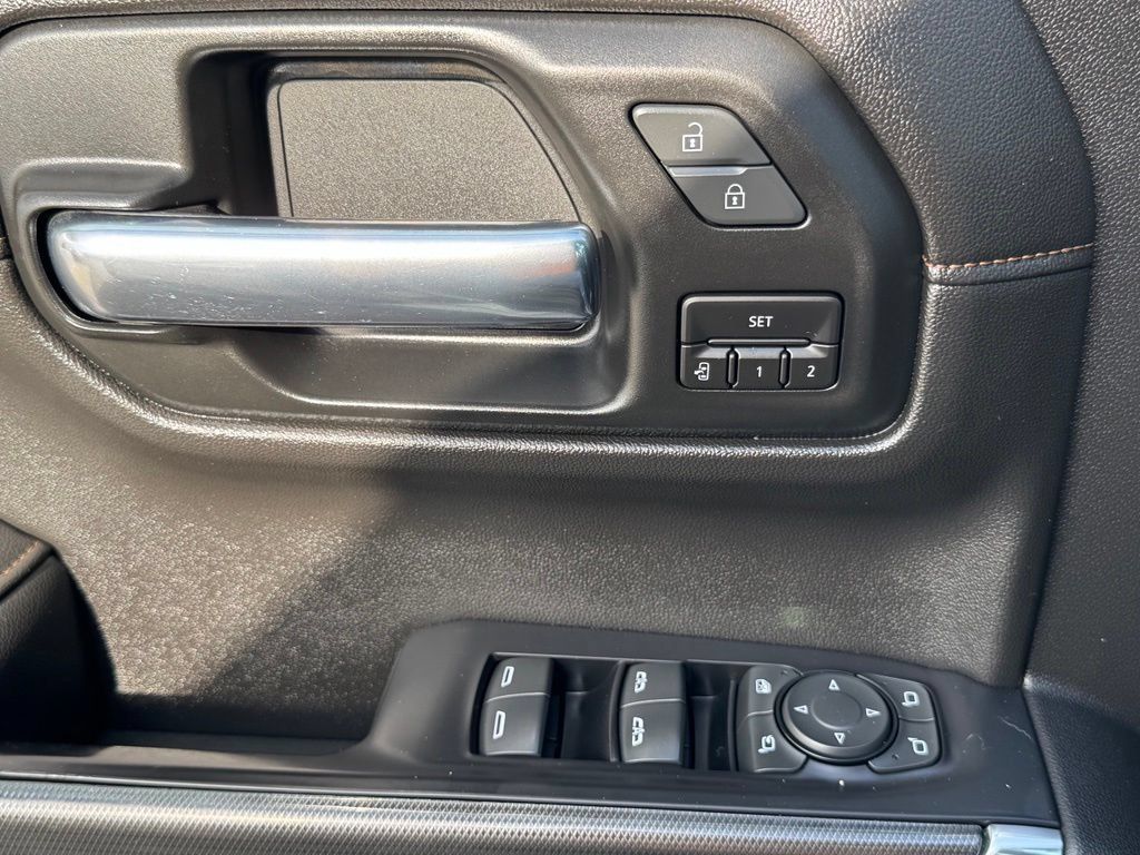 Used 2020 GMC Sierra 1500 AT4 w/ AT4 Premium Package AWD/4WD image 27