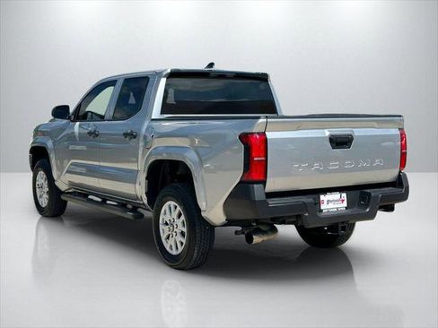 Certified 2025 Toyota Tacoma SR image 7