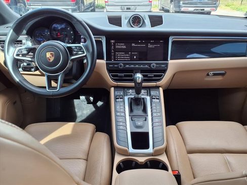 Used 2020 Porsche Macan image 17
