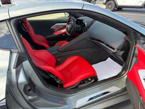 Used 2023 Chevrolet Corvette Stingray Preferred Cpe w/ Battery Protection Package RWD image 11