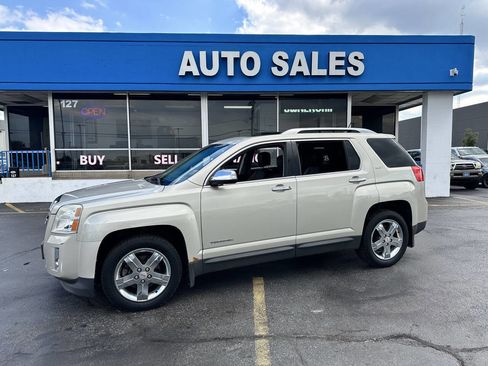 Used 2013 GMC Terrain SLT w/ LPO, Protection Package image 2