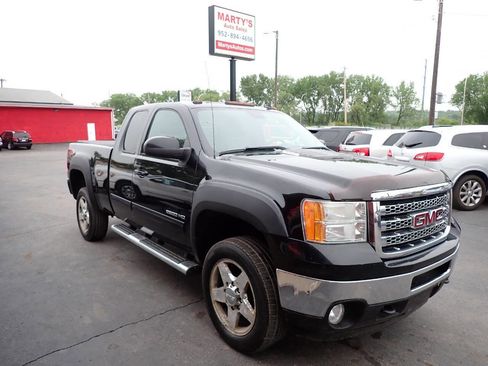 Used 2013 GMC Sierra 2500 SLT w/ SLT Convenience Package AWD/4WD image 1