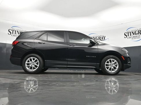 Used 2023 Chevrolet Equinox LS FWD image 33