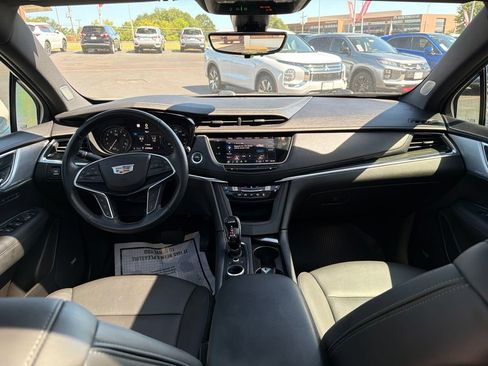 Used 2022 Cadillac XT5 Premium Luxury w/ Technology Package FWD image 46