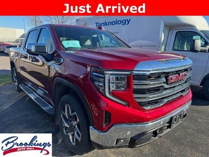 Used 2024 GMC Sierra 1500 SLT w/ SLT Premium Plus Package