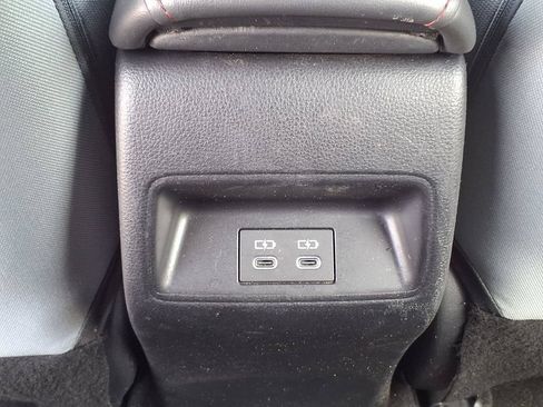 Used 2025 Toyota Corolla SE FWD image 16
