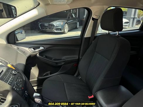 Used 2016 Ford Focus SE FWD image 23