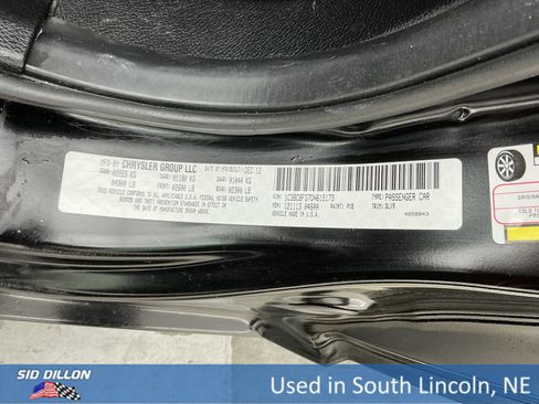 Used 2013 Chrysler 200 Limited image 14