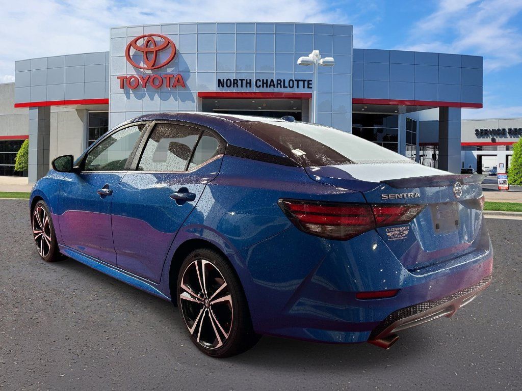 Used 2022 Nissan Sentra SR w/ Trunk Package FWD image 6