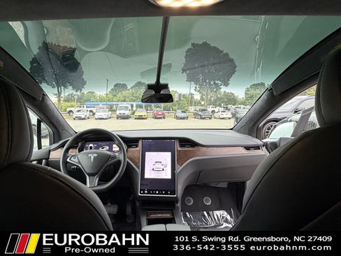 Used 2020 Tesla Model X Long Range AWD/4WD image 19