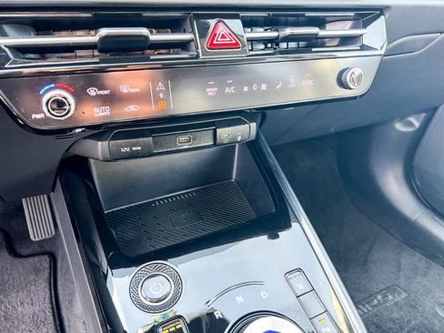 Certified 2024 Kia Niro Wind w/ Wind Preserve Package image 22