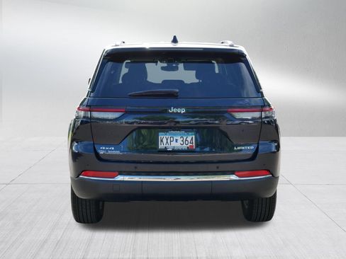 Used 2023 Jeep Grand Cherokee Limited AWD/4WD image 6