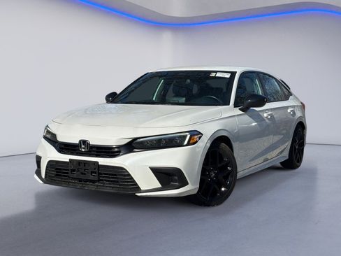 Used 2023 Honda Civic Sport image 2